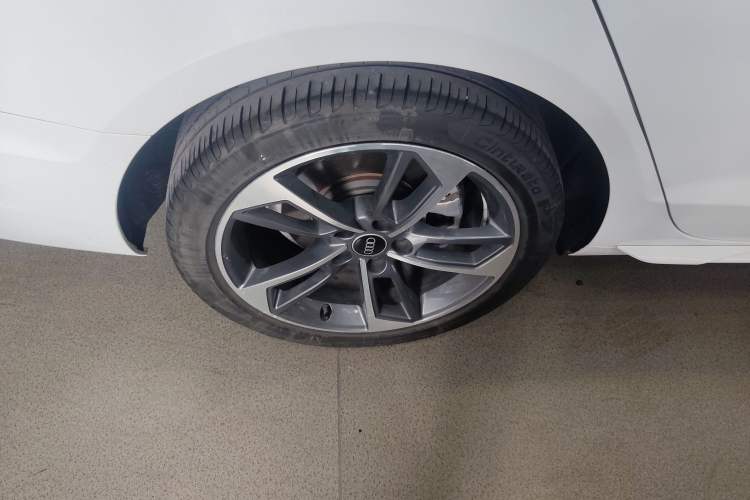 Used Audi A4L 2023 40 TFSI Fashion Dynamic Model
