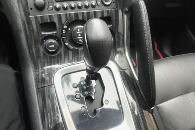 Used Peugeot 3008 2013 2.0L Automatic Trend Edition

