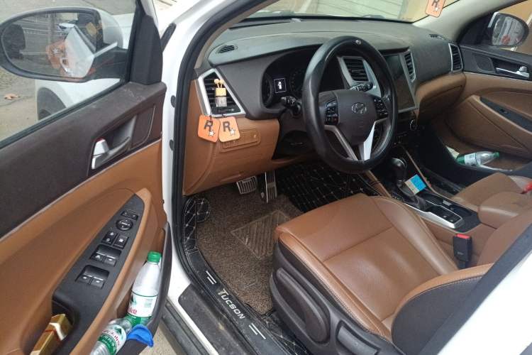 Used Hyundai Tucson 2015 1.6T Dual-Clutch Two-Wheel-Drive Smart Model
