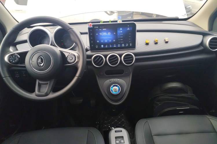 Used ORA Black Cat 2021 351 km Standard Version Audio And AC Panel