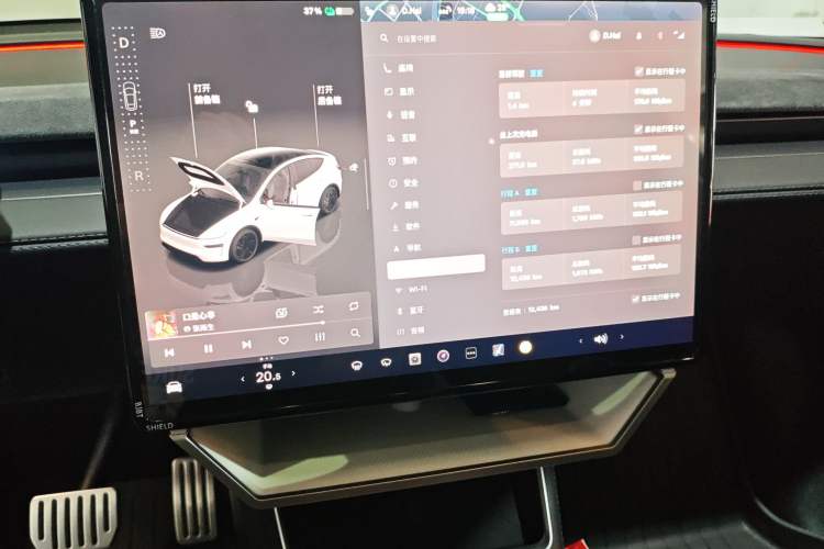 Used Tesla Model Y 2025 Long-Range All-Wheel-Drive Version