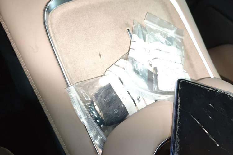 Used XPeng X9 2025 740 Ultra-Long Range Max Vehicle Key