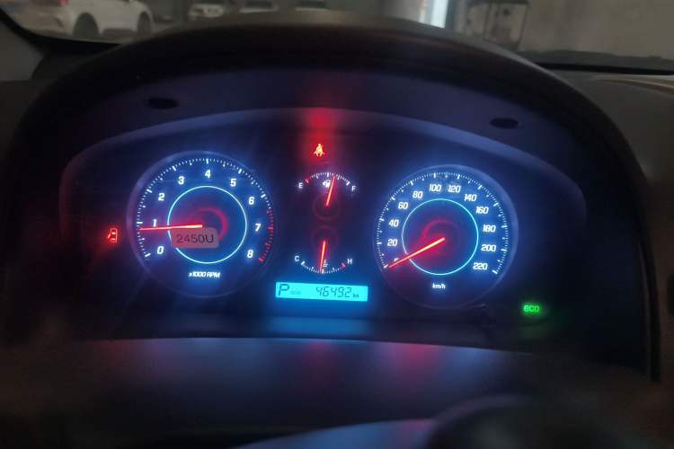 Used Chevrolet Captiva 2014 2.4L Two-Wheel Drive Urban Version 7 Seats
