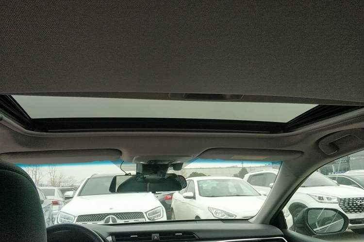 Used Toyota Camry 2019 2.0G Luxury Edition China VI Standard
