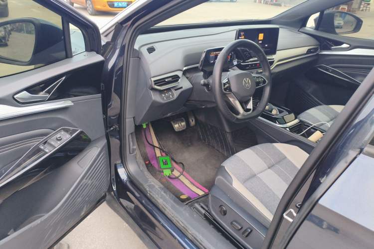 Used Volkswagen ID.4 CROZZ 2022 Standard Range PURE Edition