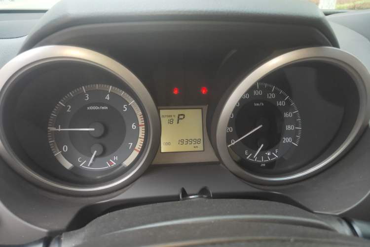 Used Toyota Prado 2010 2.7L Automatic Standard Edition Odometer Close Up