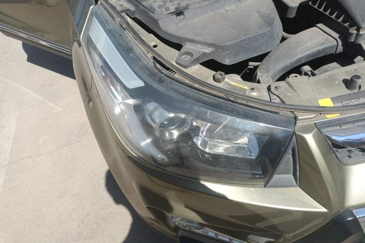 Used HYOSOW S3 2014 1.5L Comfort Version China IV Emission Standard Right Front Headlight