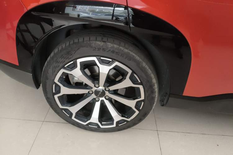 Used AION V 2024 Aion Tyrannosaurus 650 LiDAR Edition
