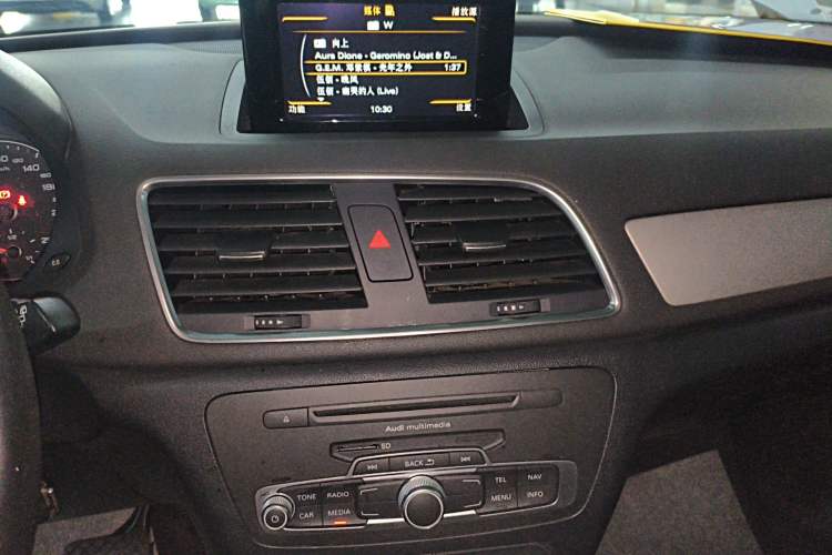 Used Audi Q3 2015 30 TFSI Ambition Edition
