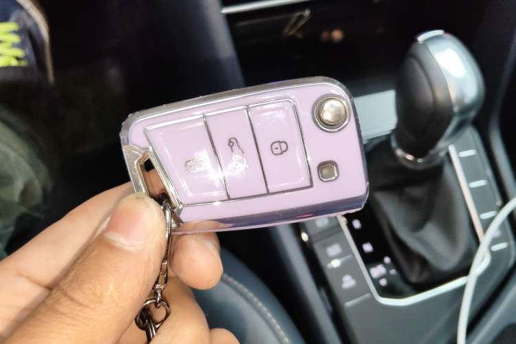 Used Volkswagen Tharu 2024 300TSI Two-Wheel-Drive Full Moon Edition Vehicle Key