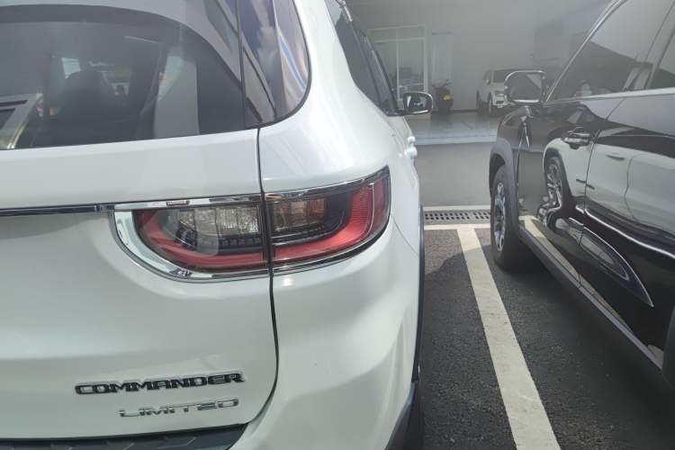 Used Jeep Commander 2018 2.0T Four-Wheel Drive Prestige Edition China V
