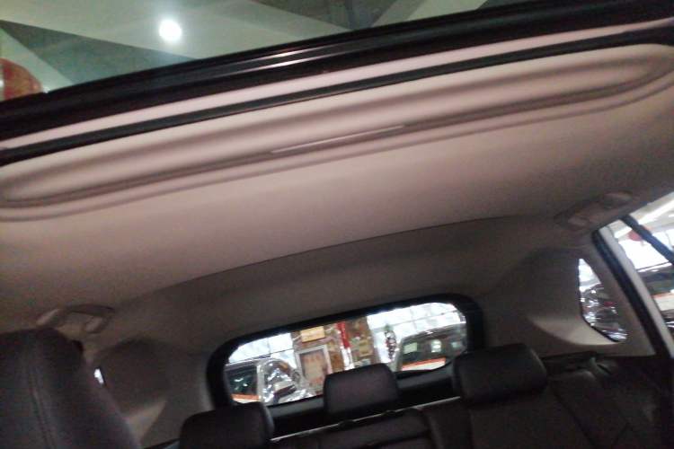 Used Toyota RAV4 2023 2.0L CVT Two-Wheel Drive Fashion Edition Headliner