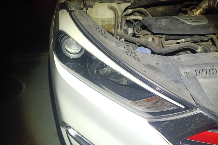 Used Hyundai Tucson 2018 1.6T Dual-Clutch Two-Wheel Drive 15th Anniversary Special Edition
