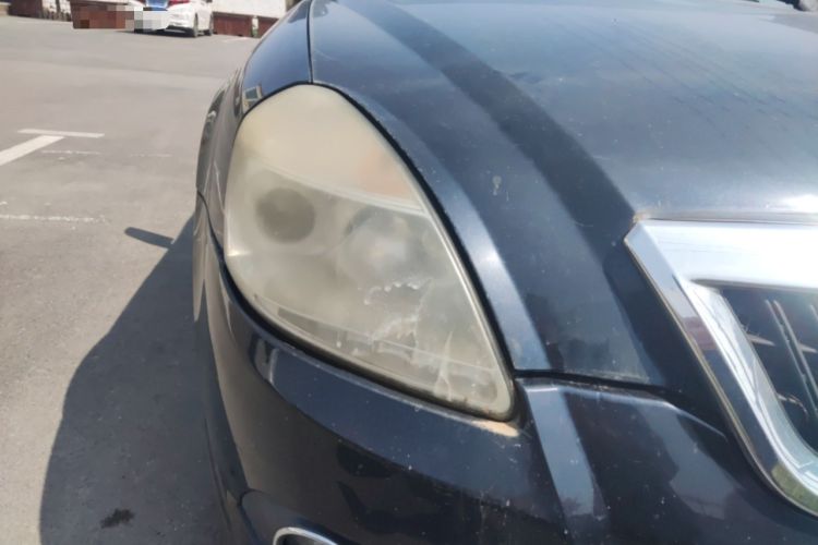 Used Brilliance BS6 2011 1.8T Automatic Comfort Model Right Front Headlight