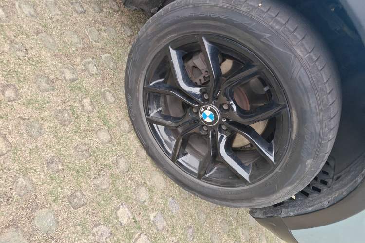 Used BMW X3 2011 xDrive28i Leading Model