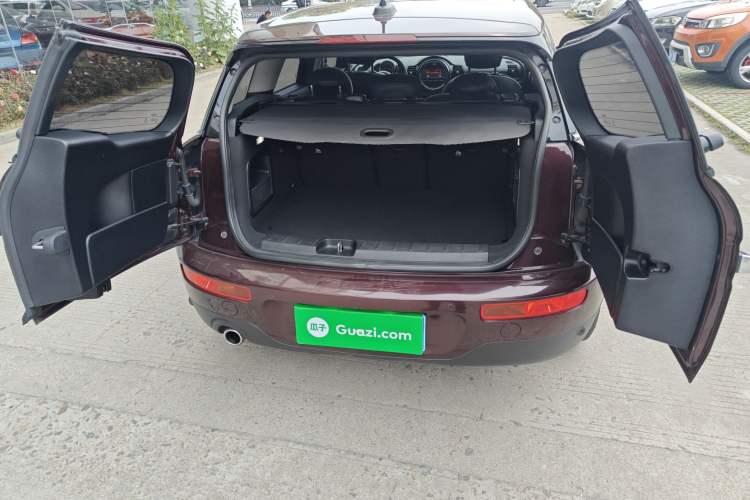 Used MINI Clubman 2016 1.5T ONE Internet Limited Edition Trunk