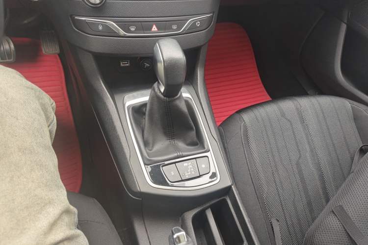 Used Peugeot 308S 2015 1.2T Automatic Jingchi Edition