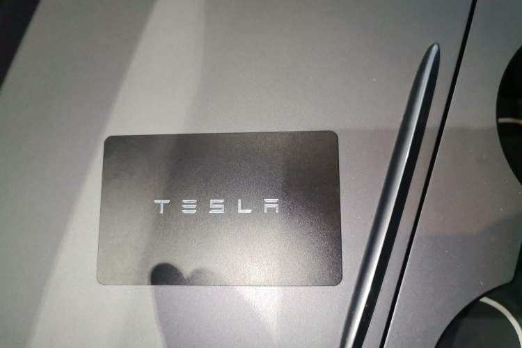 Used Tesla Model Y 2024 Rear-Wheel-Drive Version Vehicle Key