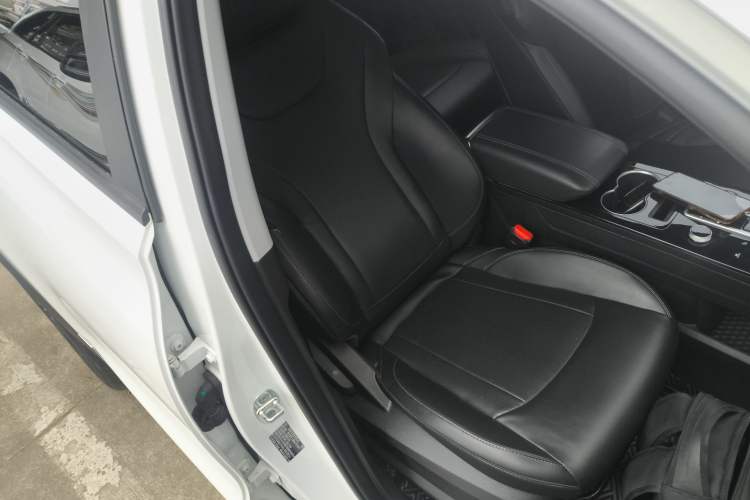 Used Chery Tiggo 8 PLUS 2022 290TGDI DCT Haoting Edition+ Right Front Seat