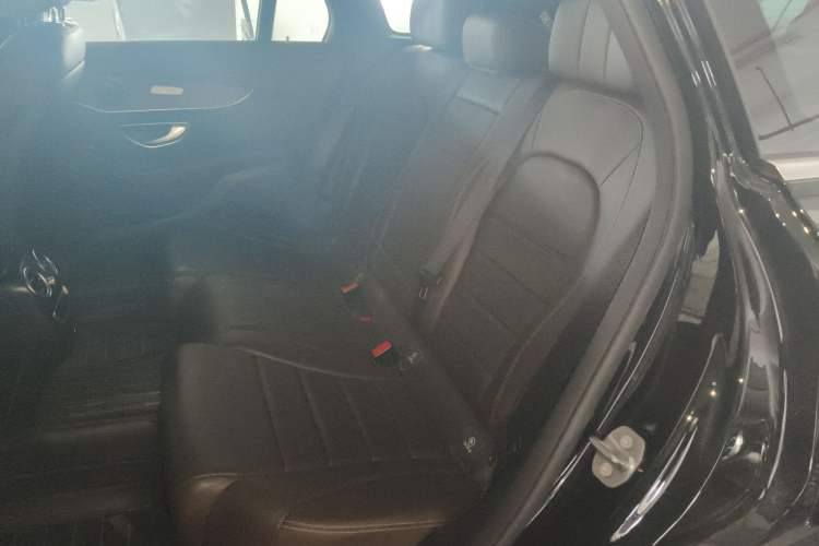 Used Mercedes-Benz GLC 2020 Facelift GLC 260 L 4MATIC Luxury Edition
