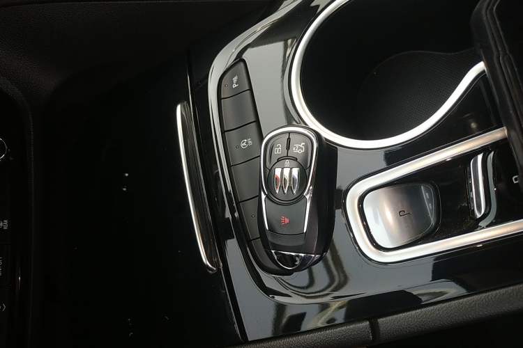 Used Buick Regal 2024 25T Deluxe Edition
