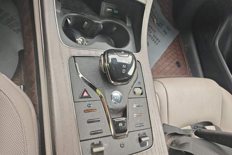 Used BYD Han 2025 EV Intelligent Driving Edition 701KM LiDAR Flagship Model
