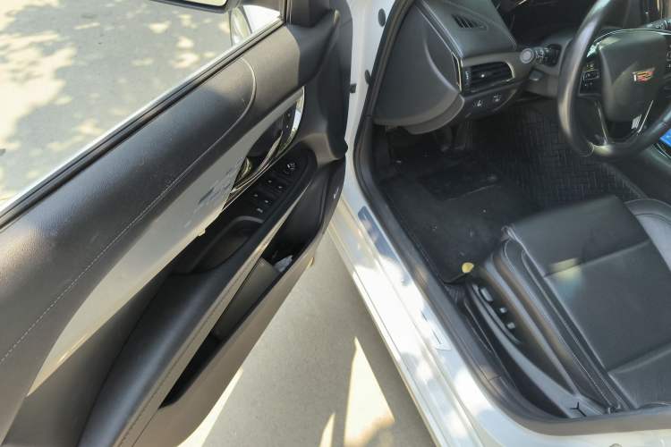 Used Cadillac ATS-L 2017 28T Fashion Edition Driver Seat