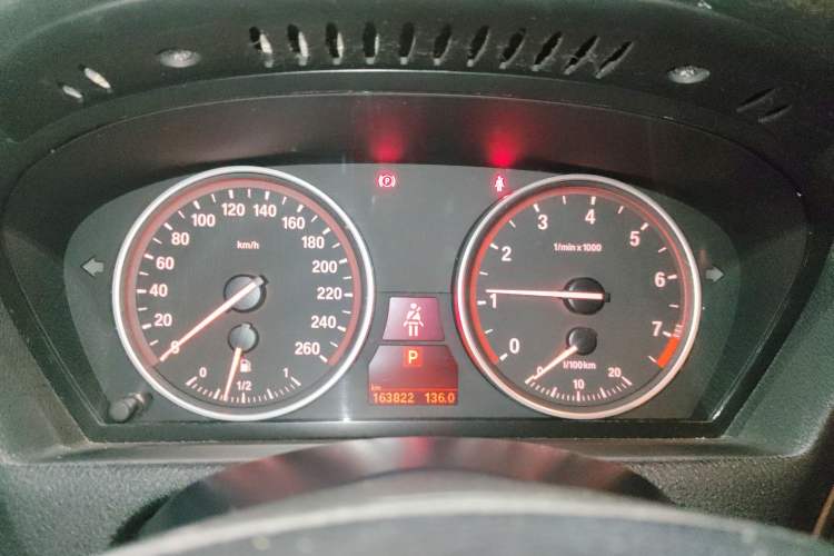 Used BMW X5 2011 xDrive35i Luxury Model
