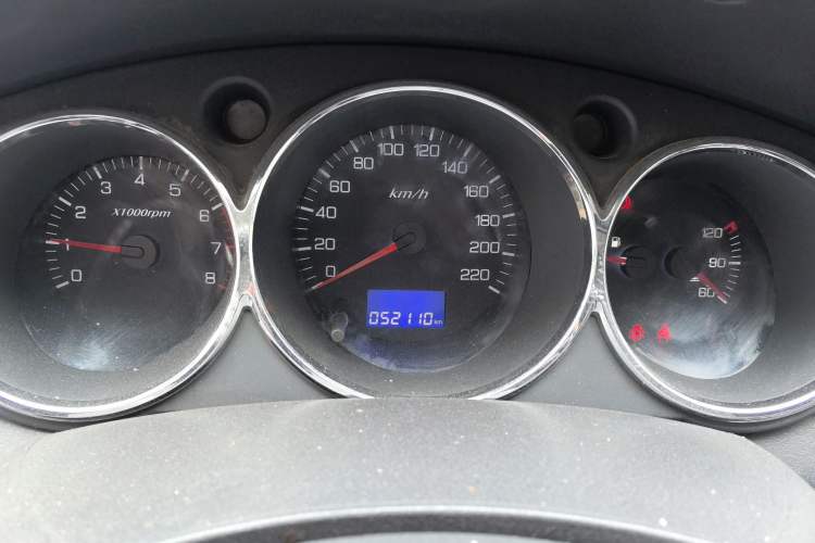 Used Dongfeng Aeolus H30 2014 CROSS 1.5L Manual Gratitude Edition