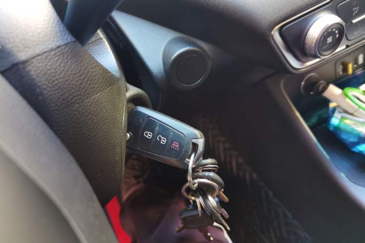 Used Great Wall King Kong Poer 2023 2.0T Automatic Diesel Two-Wheel-Drive Elite Version Flatbed GW4D20M
