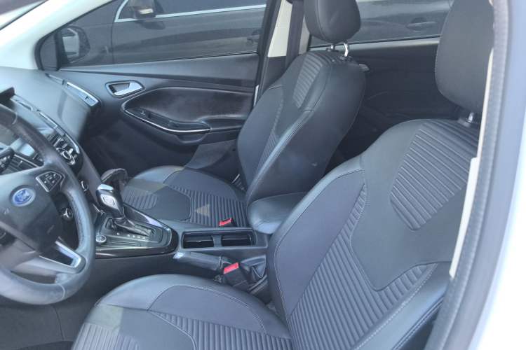 Used Ford Focus 2018 Sedan Classic 1.6L Automatic Trendy SmartDrive Edition