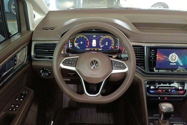 Used Volkswagen Viloran 2020 330TSI Business Edition