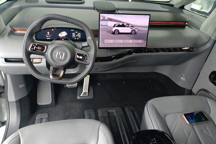 Used Zeekr MIX 2025 Intelligent Driving Version