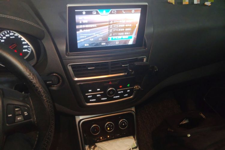 Used Bestune X40 2019 1.6L Automatic Luxury Edition China VI
