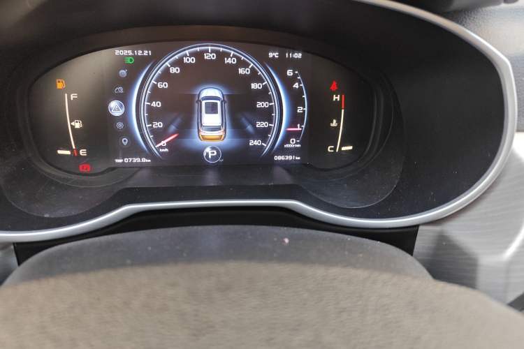 Used Geely Auto Emgrand X7 Sport 2016 1.8TD Automatic Smart Connectivity Version Odometer Close Up