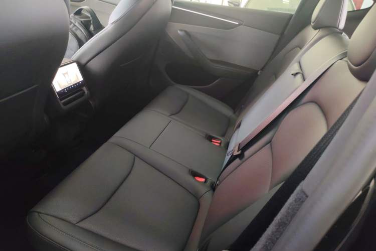 Used Tesla Model Y 2026 Rear-Drive Model