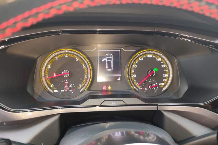 Used Volkswagen Tharu 2019 280TSI Two-Wheel Drive R-Line China VI Standard