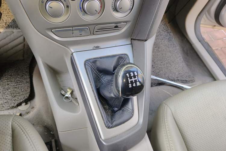 Used Ford Focus 2012 Sedan 1.6L Manual Comfort Model