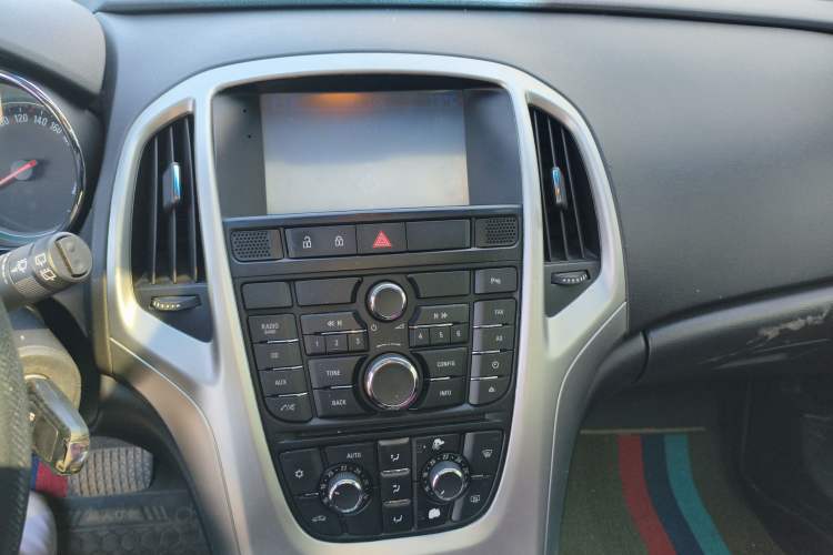 Used Buick GT 2014 XT 1.6L Automatic Fashion Edition