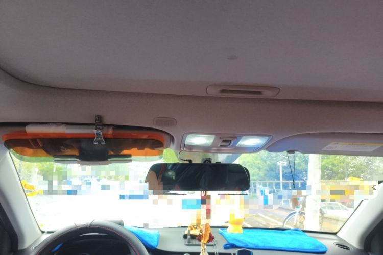 Used Kia KX Cross 2017 1.4L AT GLS Headliner