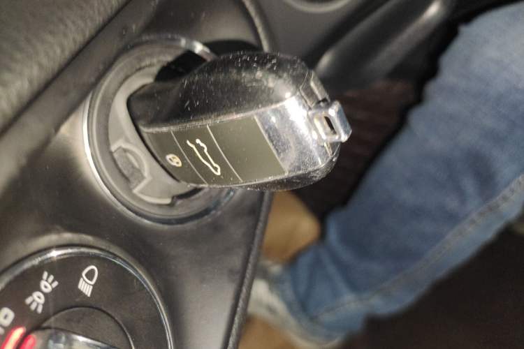 Used Porsche Macan 2014 Macan 2.0T Vehicle Key