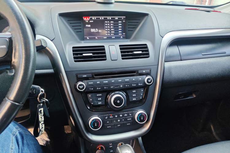 Used Bestune X80 2013 2.0L automatic luxury version