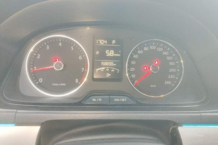 Used Volkswagen Lavida 2014 1.4 TSI DSG BlueMotion Technology Version