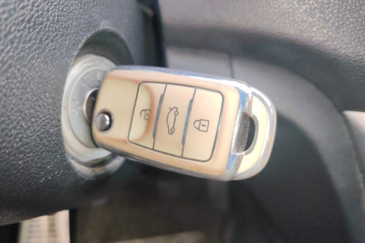 Used Changan Eado 2015 1.6L Manual Junku Model China IV Standard
