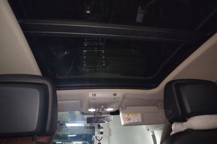 Used Volkswagen Magotan 2018 330TSI DSG Luxury Model Headliner