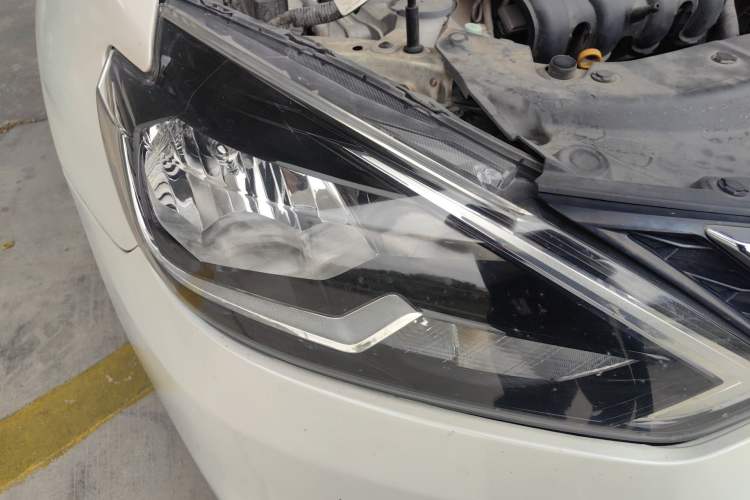 Used Nissan Sylphy 2021 Classic 1.6XE CVT Comfort Edition Right Front Headlight