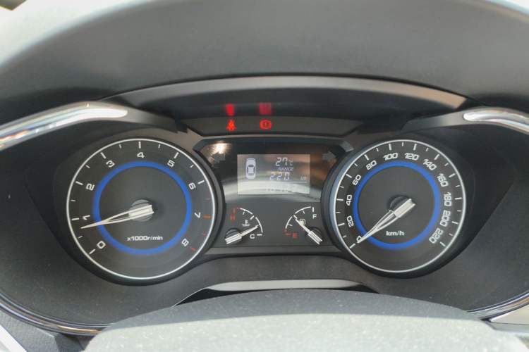 Used CHANGAN Alsvin V7 2015 1.6L Manual Enjoyment Model China IV Standard