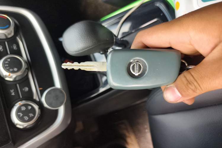 Used Nissan Tiida 2016 1.6L CVT Cool Dynamic Edition
