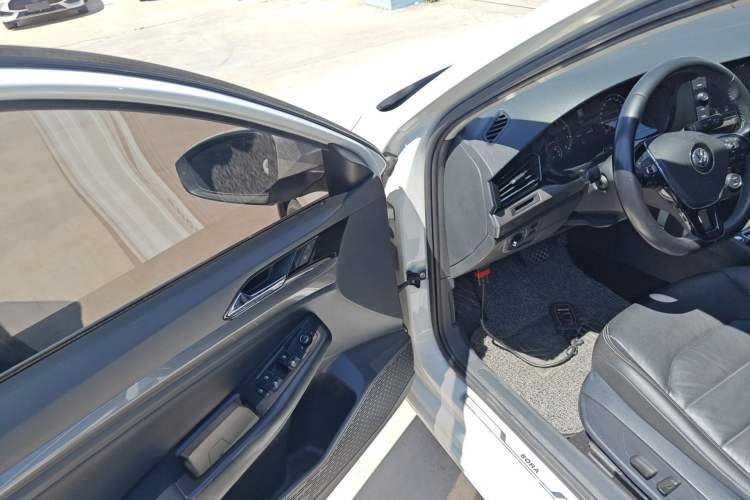 Used Volkswagen Bora 2019 Revised Version 280TSI DSG Luxury Edition China VI Standard Driver Seat