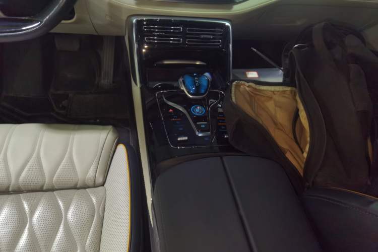 Used BYD Tang New Energy 2022 EV 730KM Luxury Model